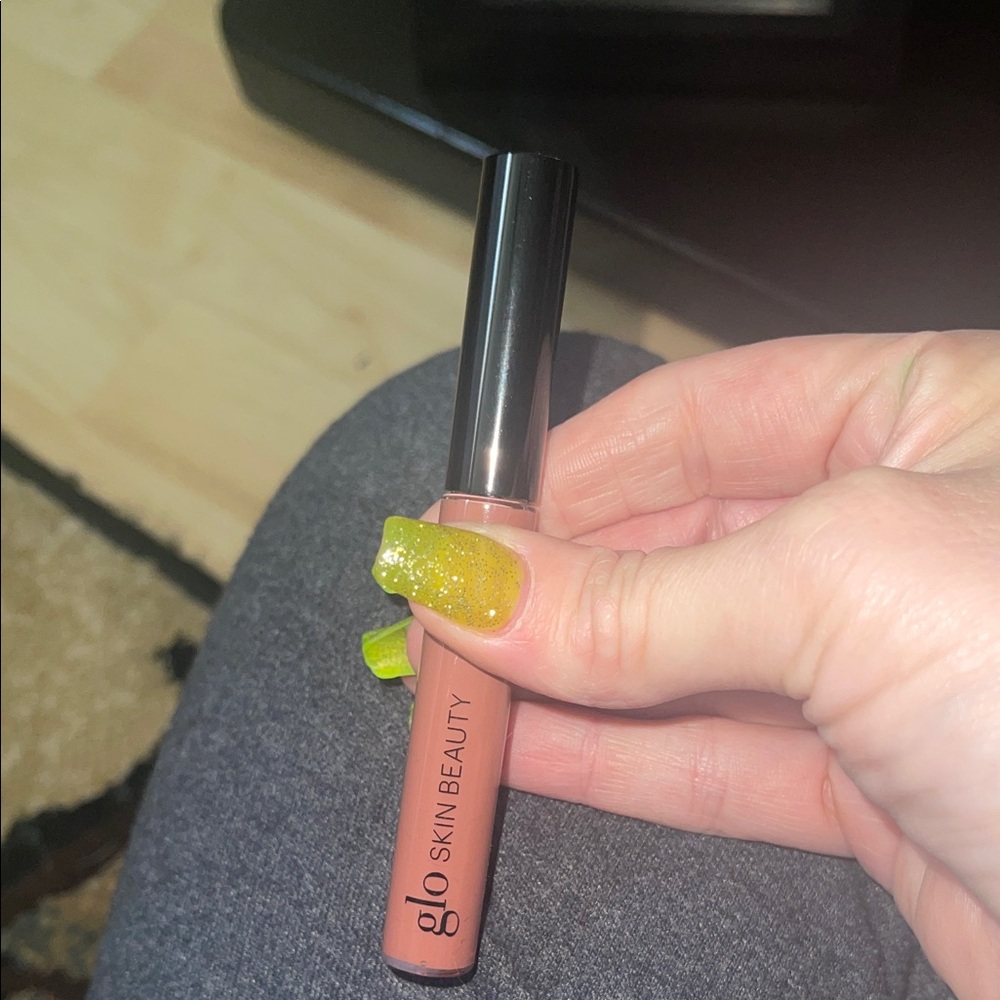 Glo Skin Beauty Lip Gloss - Warm Nude